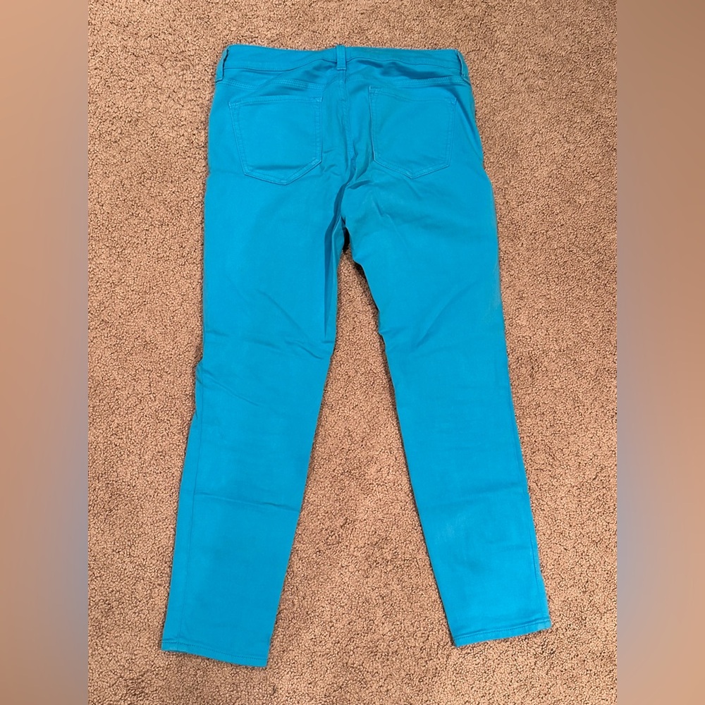 Capris - Picture 5 of 5